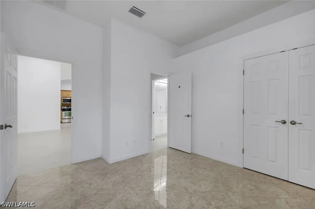 15501 Cadiz Lane Naples FL 34110
