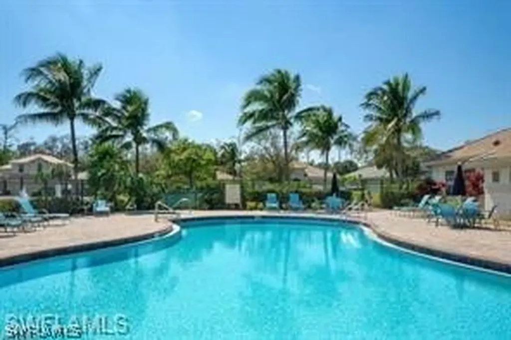 15501 Cadiz Lane Naples FL 34110