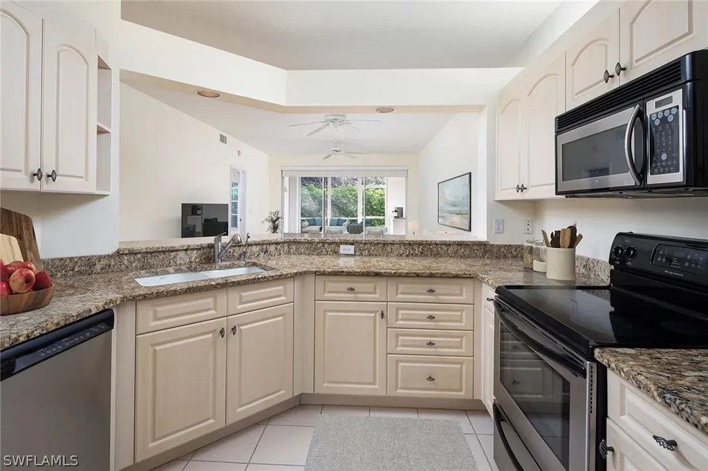 7049 Barrington Circle Naples FL 34108