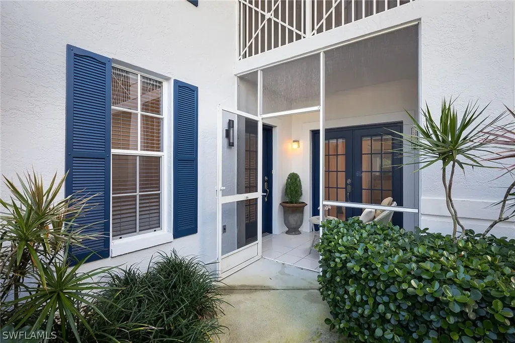 7049 Barrington Circle Naples FL 34108