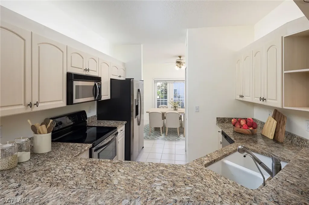 7049 Barrington Circle Naples FL 34108