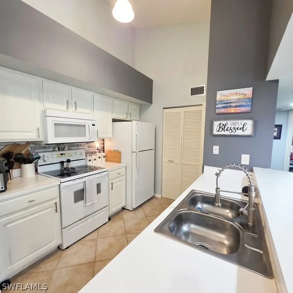 4121 Residence Drive Fort Myers FL 33901