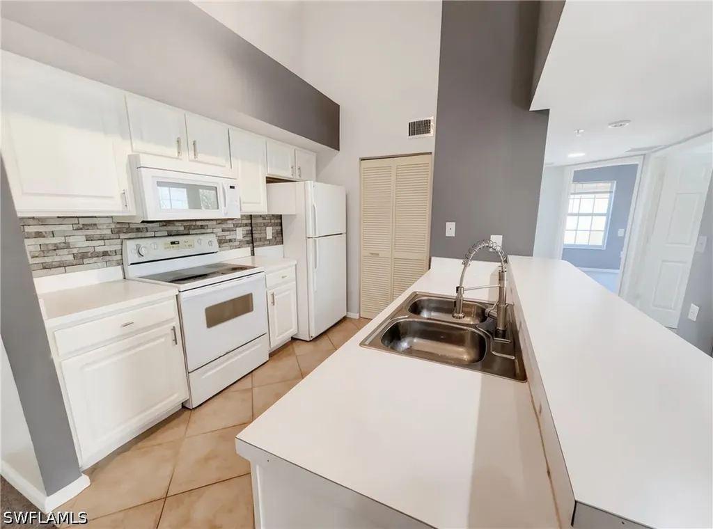 4121 Residence Drive Fort Myers FL 33901