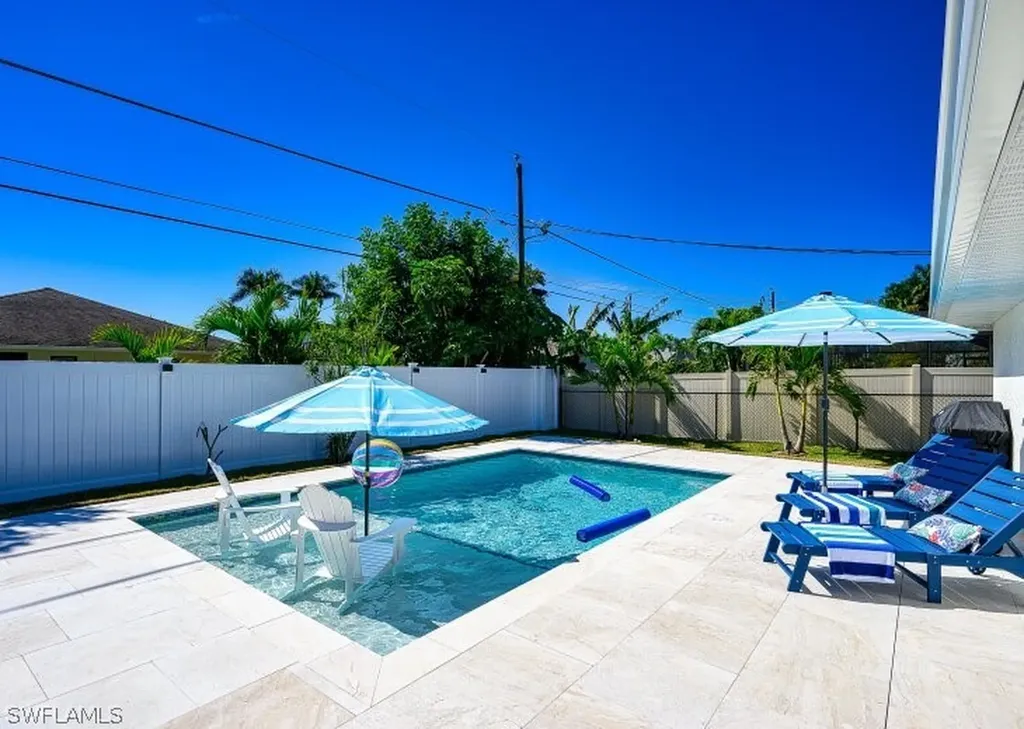760 106th Avenue Naples FL 34108