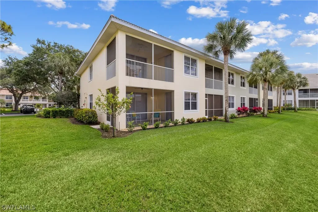 2295 Carrington Court Naples FL 34109