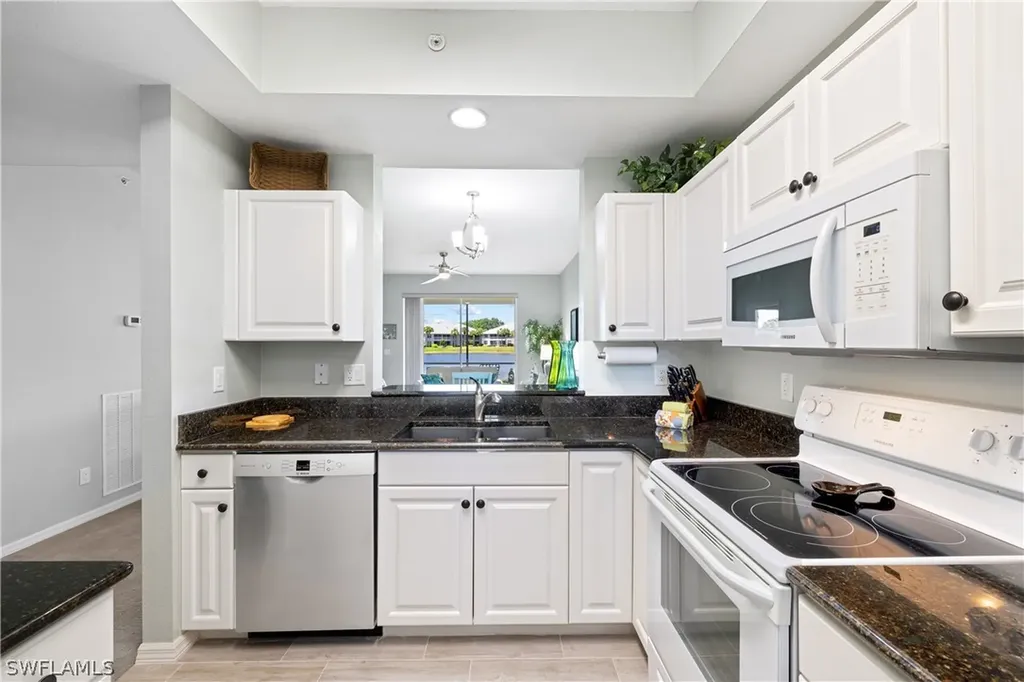 2295 Carrington Court Naples FL 34109