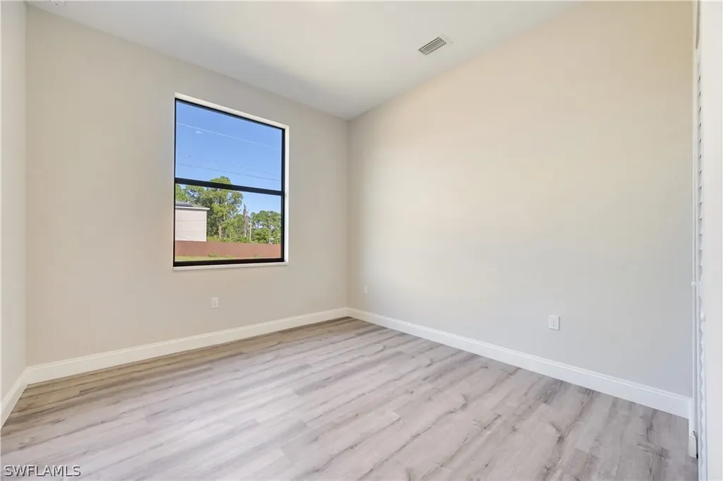 1132 Cumming Street E Lehigh Acres FL 33974