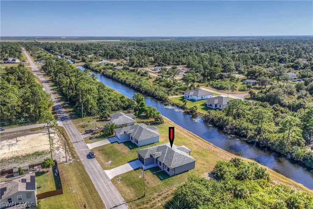 1132 Cumming Street E Lehigh Acres FL 33974