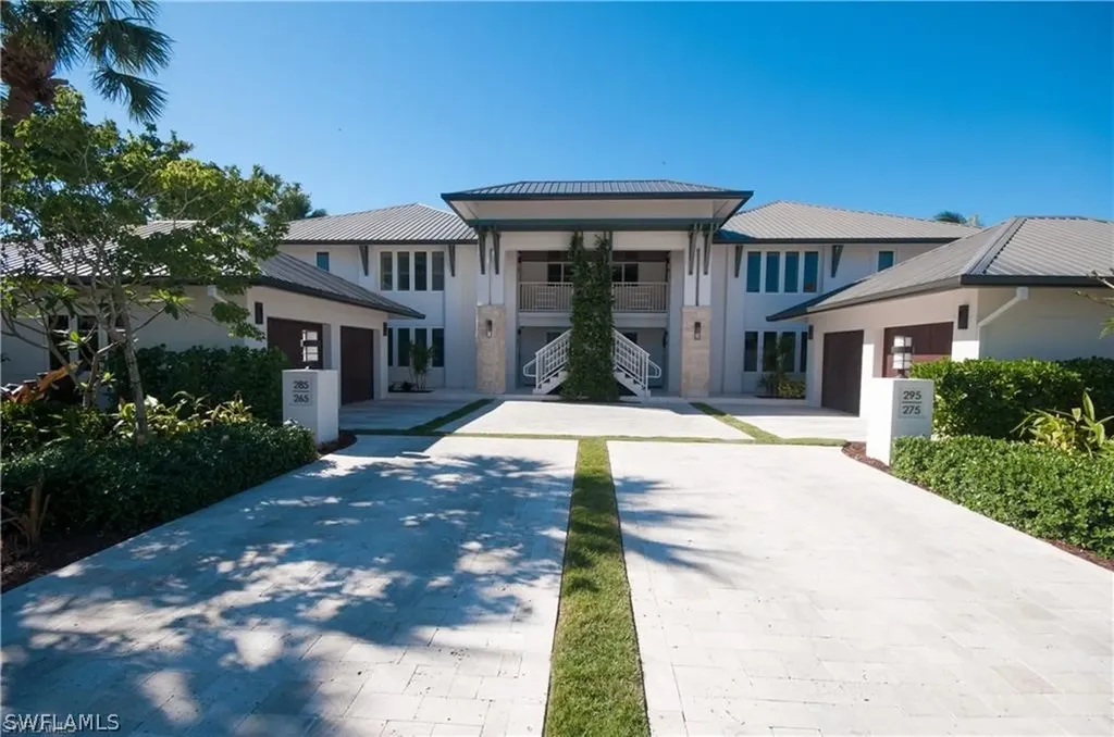 285 5th Avenue S Naples FL 34102