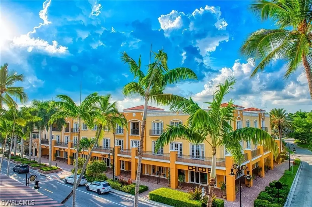 285 5th Avenue S Naples FL 34102