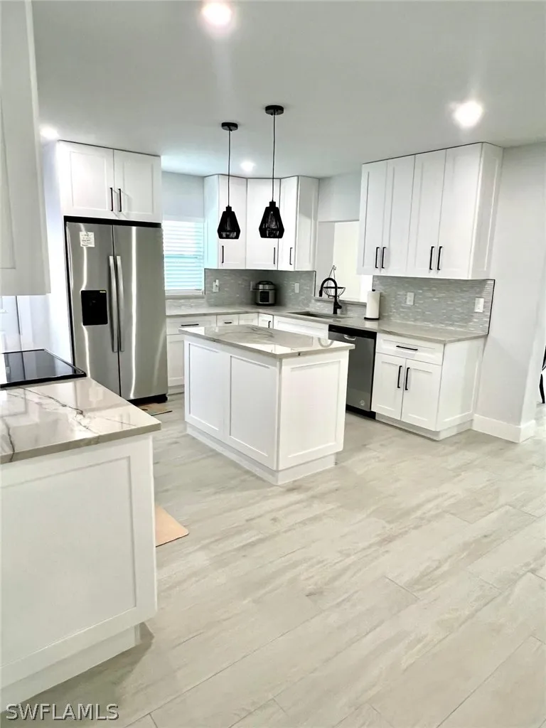 12511 Davis Boulevard Fort Myers FL 33905