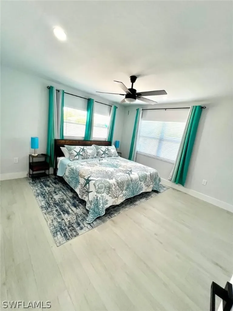 12511 Davis Boulevard Fort Myers FL 33905