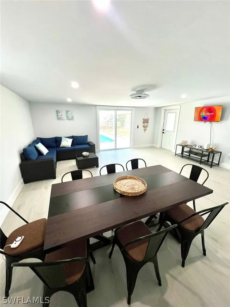 12511 Davis Boulevard Fort Myers FL 33905