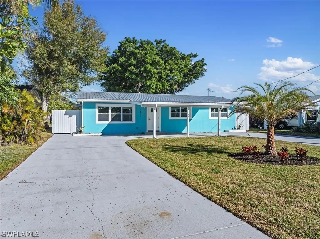 12511 Davis Boulevard Fort Myers FL 33905