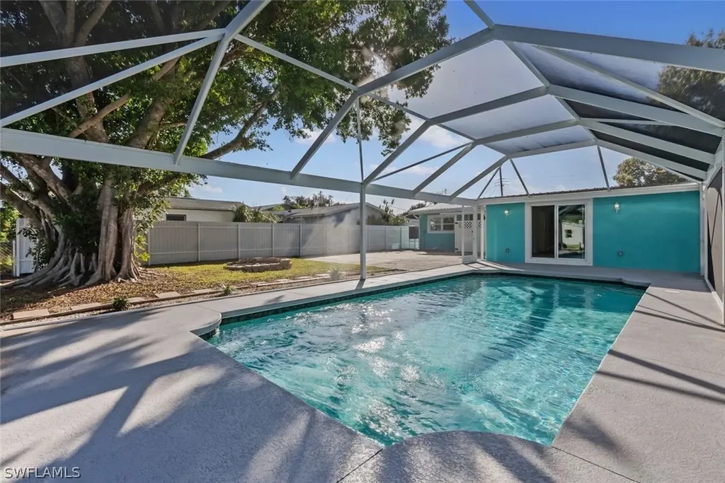 12511 Davis Boulevard Fort Myers FL 33905