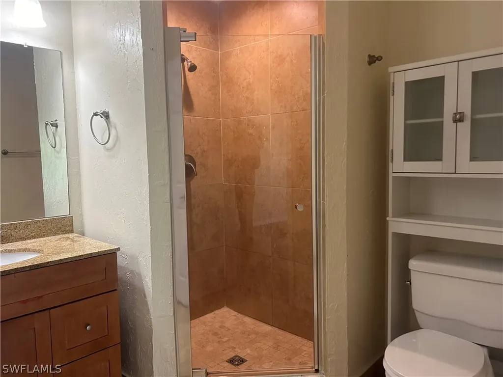 706 111th Avenue N Naples FL 34108