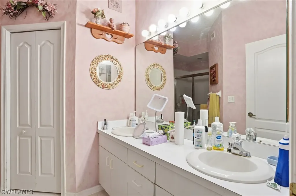 1024 Mainsail Drive Naples FL 34114