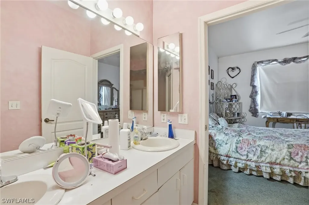 1024 Mainsail Drive Naples FL 34114
