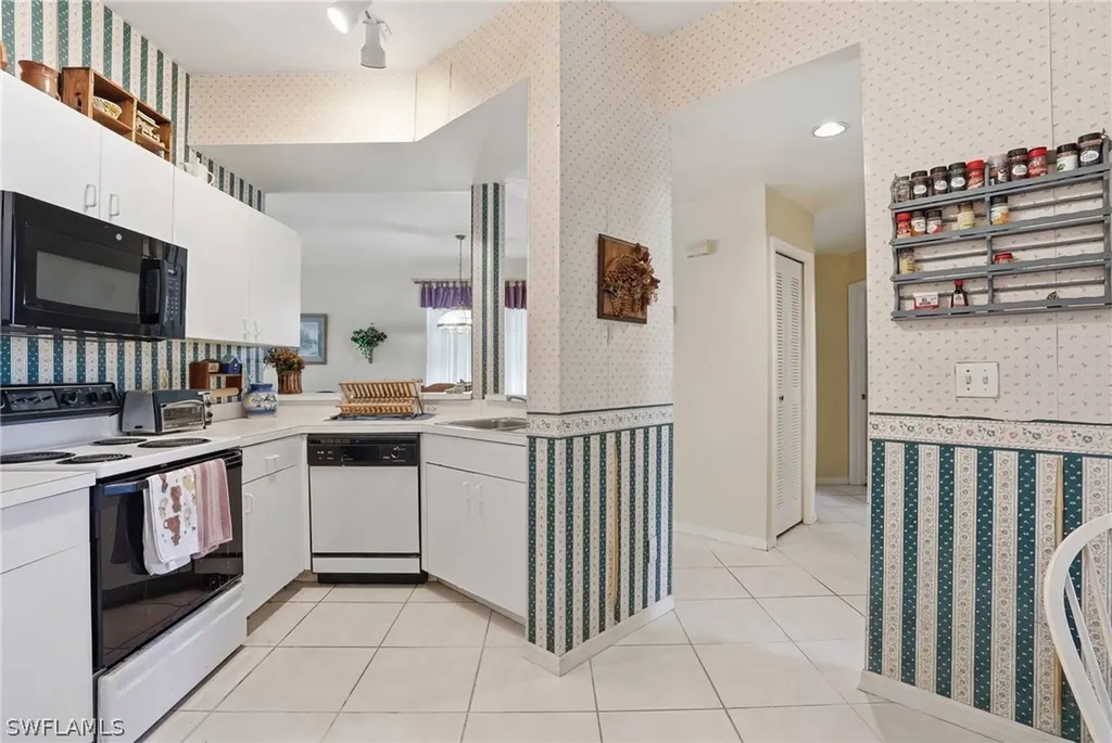 1024 Mainsail Drive Naples FL 34114