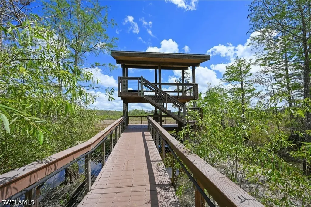 5891 Haiti Drive Naples FL 34113