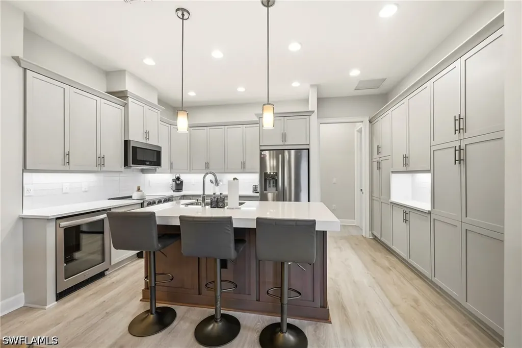 5891 Haiti Drive Naples FL 34113