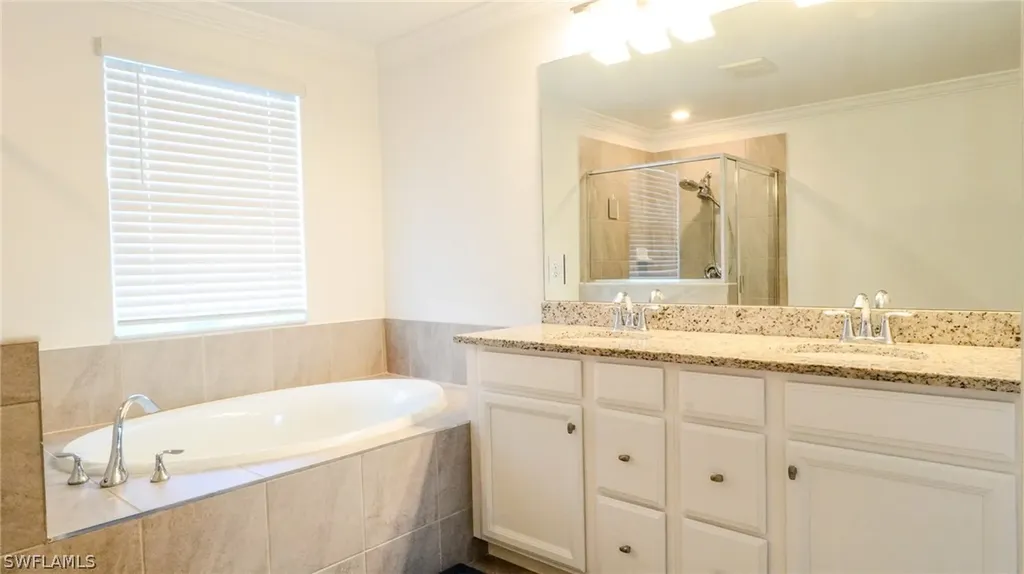 2429 Fallglo Street Naples FL 34120