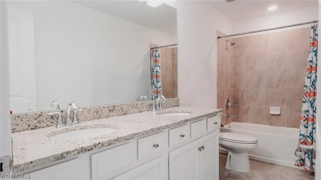 2429 Fallglo Street Naples FL 34120