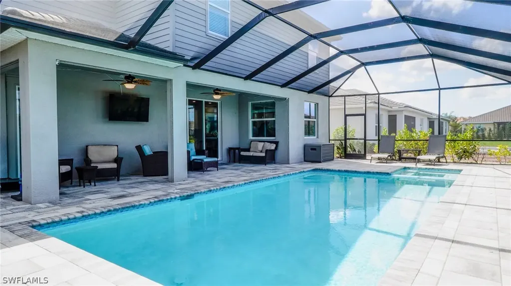 2429 Fallglo Street Naples FL 34120