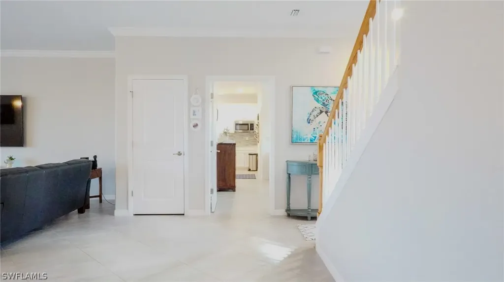 2429 Fallglo Street Naples FL 34120