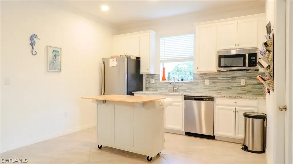 2429 Fallglo Street Naples FL 34120