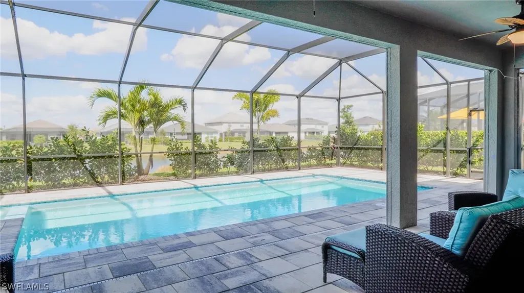 2429 Fallglo Street Naples FL 34120