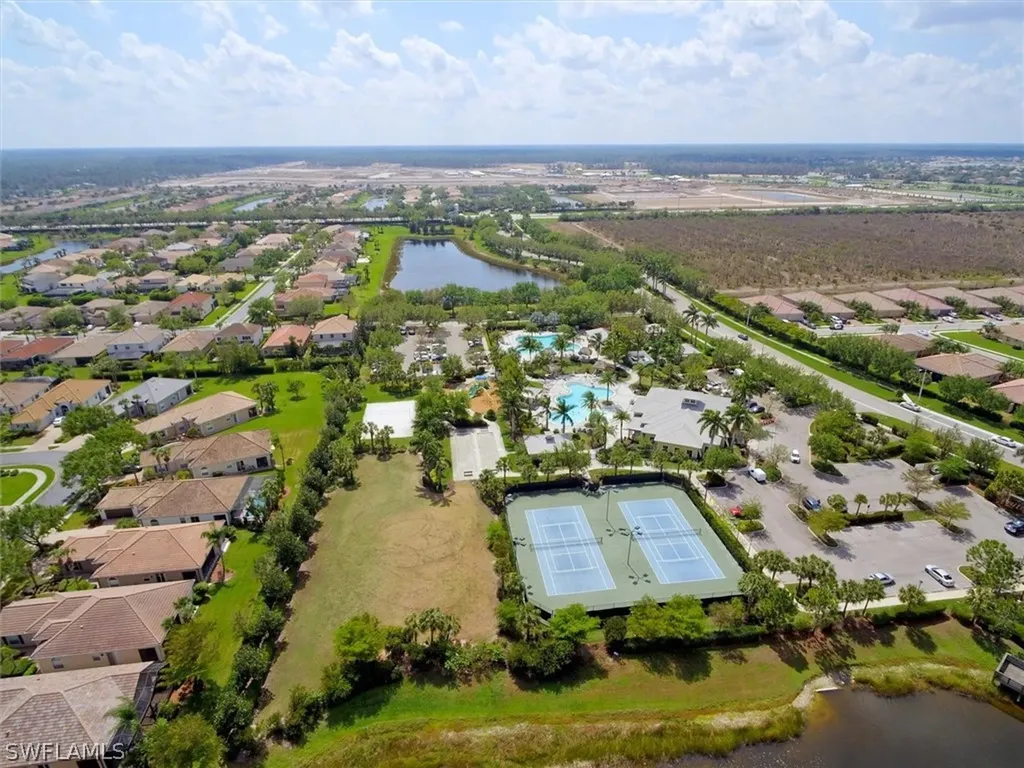 2429 Fallglo Street Naples FL 34120