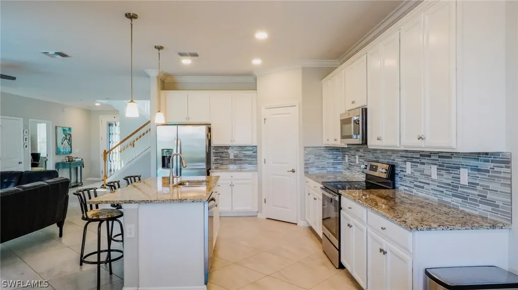 2429 Fallglo Street Naples FL 34120