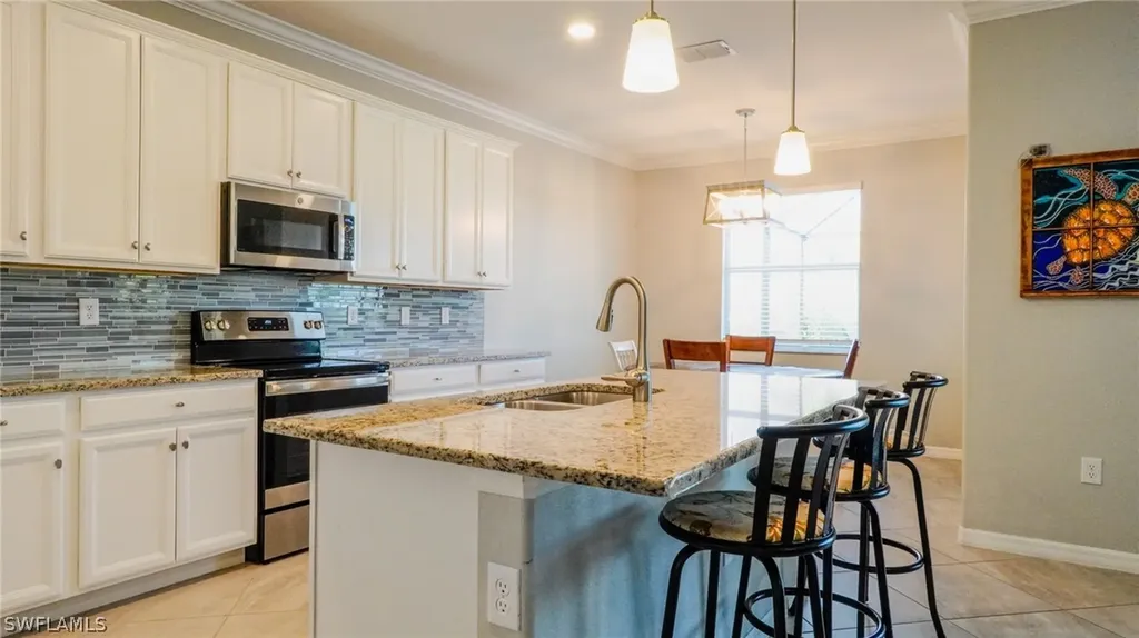2429 Fallglo Street Naples FL 34120