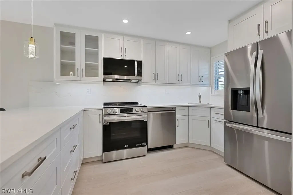 9 High Point Circle N Naples FL 34103