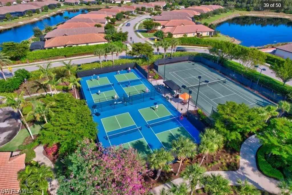 8025 Calle Canovas Court Naples FL 34114