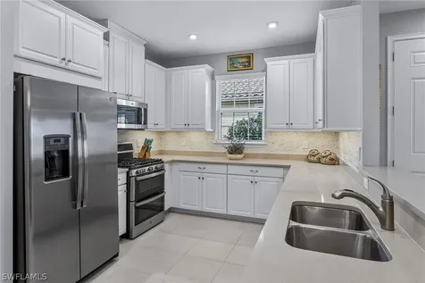 8025 Calle Canovas Court Naples FL 34114