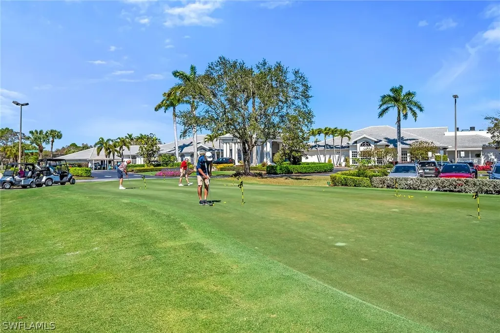 7025 Dennis Circle Naples FL 34104