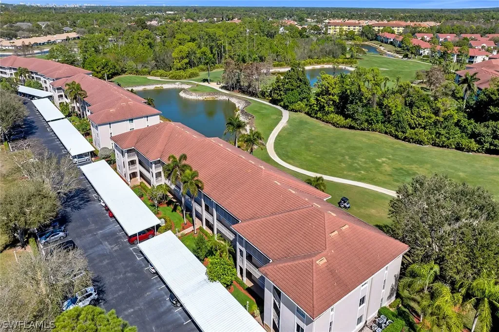 7025 Dennis Circle Naples FL 34104