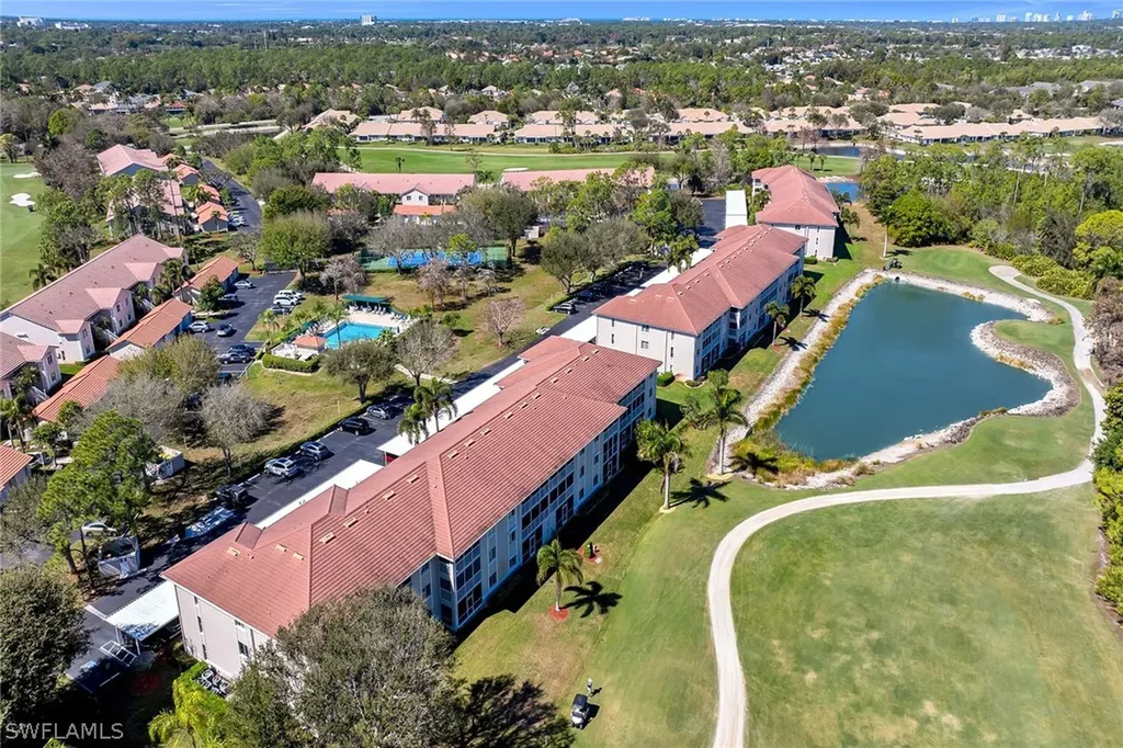 7025 Dennis Circle Naples FL 34104