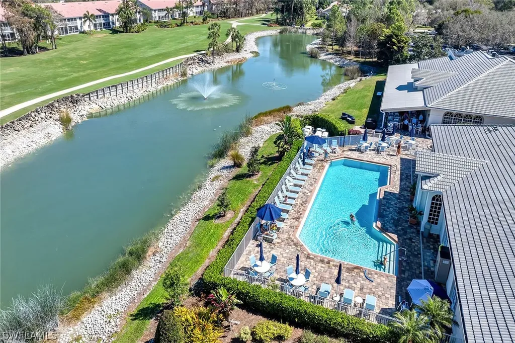 7025 Dennis Circle Naples FL 34104