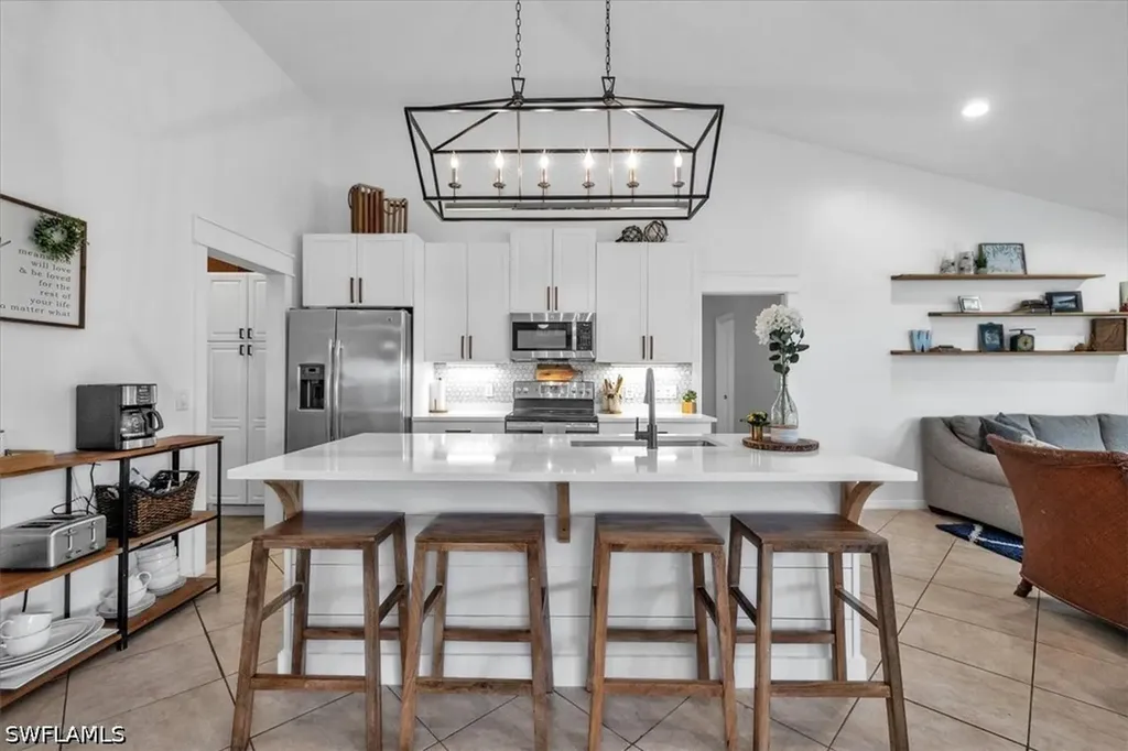 488 Henley Drive Naples FL 34104