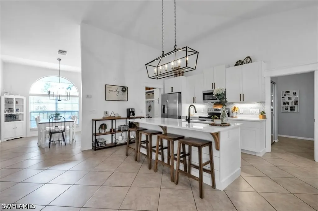 488 Henley Drive Naples FL 34104