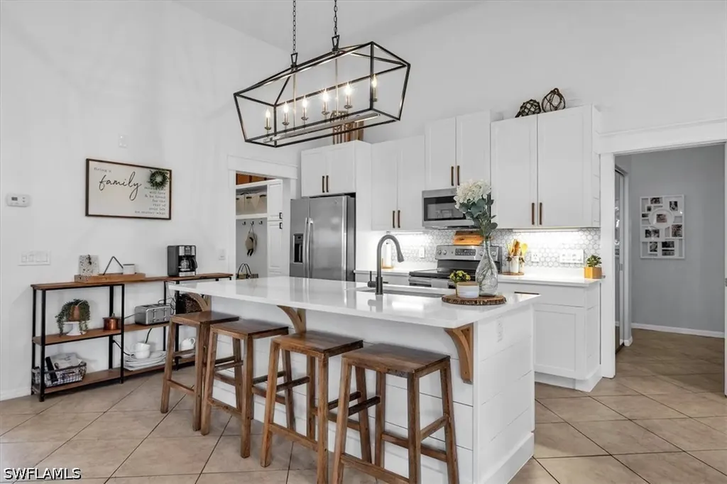 488 Henley Drive Naples FL 34104
