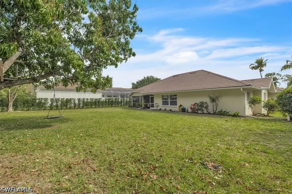 488 Henley Drive Naples FL 34104