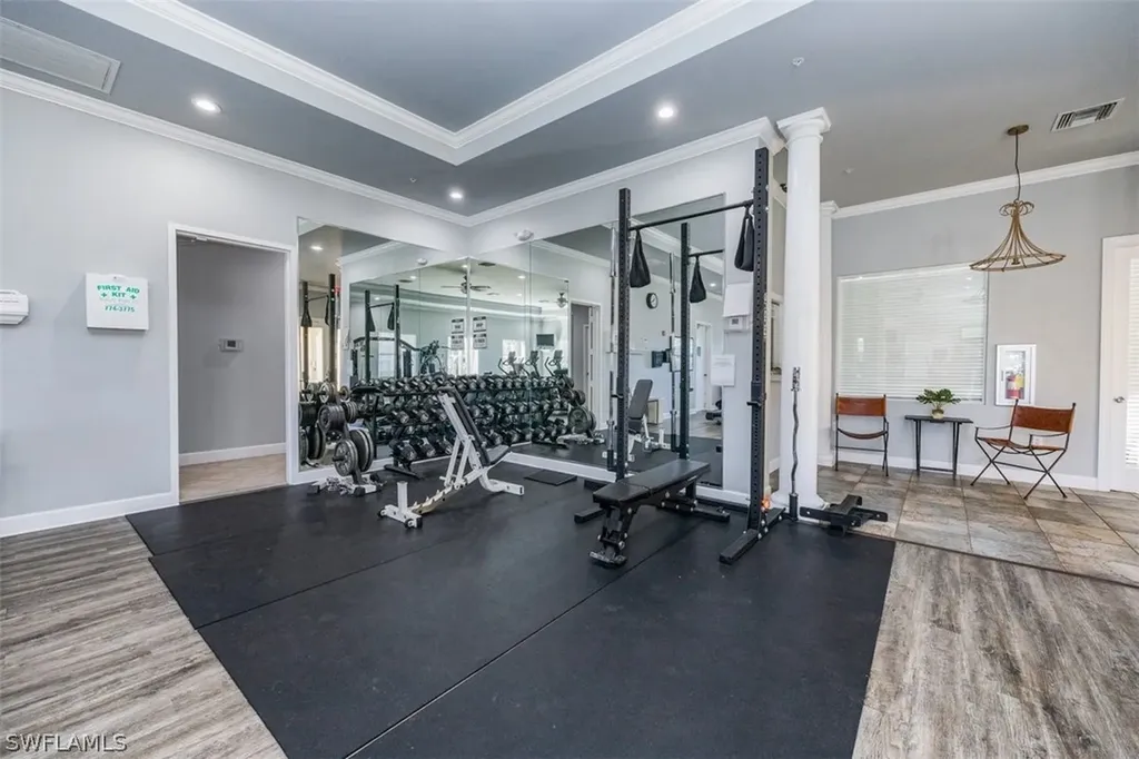 1882 Tarpon Bay Drive S Naples FL 34119