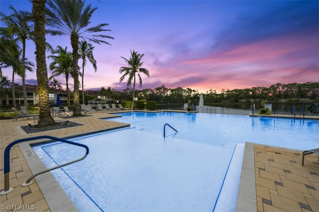 1882 Tarpon Bay Drive S Naples FL 34119