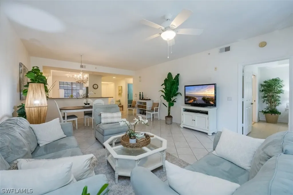 1882 Tarpon Bay Drive S Naples FL 34119