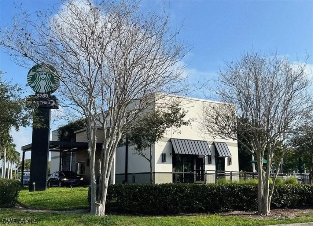 2964 Peters Avenue Naples FL 34112