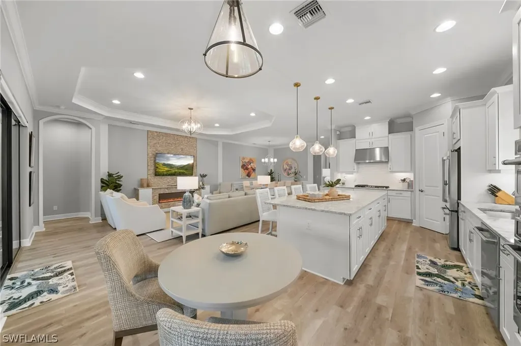 9345 Terresina Drive Naples FL 34119